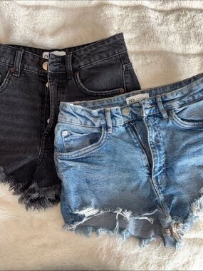 ZARA Two-Pack Distressed Denim Shorts - Black & Light Blue